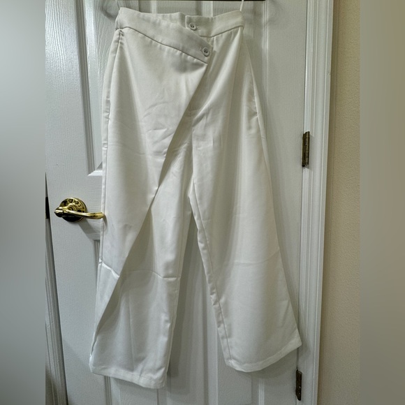 Commence Solid Asymmetrical Straight Leg Pants Set - Picture 5 of 6